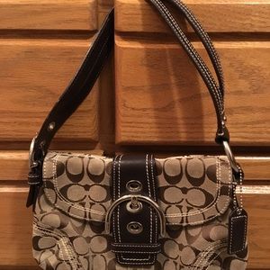 Coach hand bag brown and leather